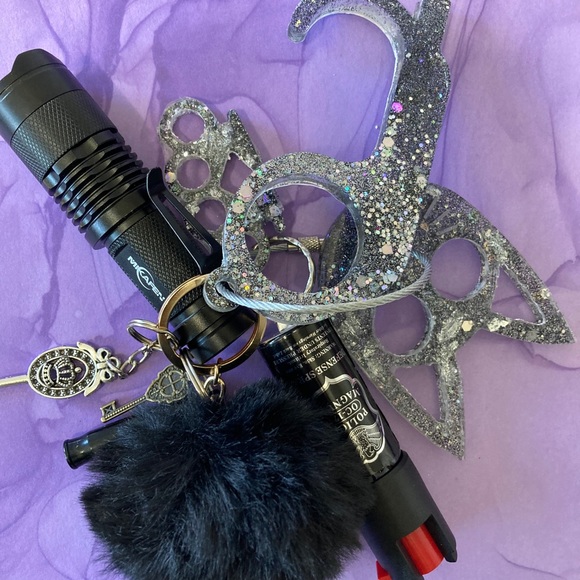 Defense keychains - Picture 7 of 9